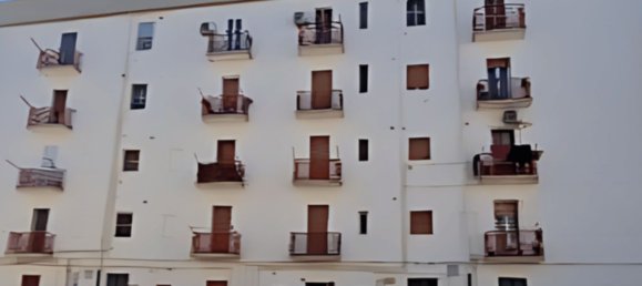 4 bedrooms Apartment in Castellaneta, Italy No. 312373 2