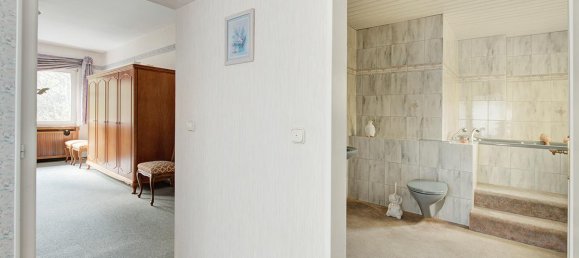 Oficina de 6 habitaciónes en Westerwaldkreis, Germany No. 61153 42