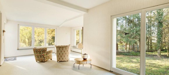 Oficina de 6 habitaciónes en Westerwaldkreis, Germany No. 61153 39