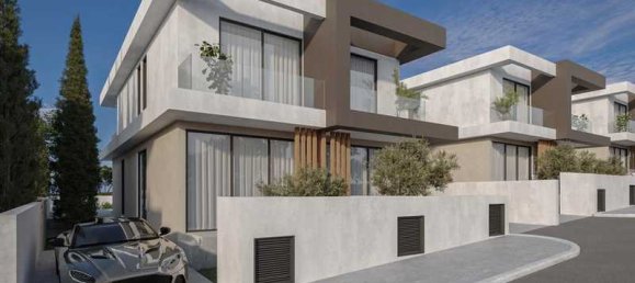 3 bedrooms Villa in Chloraka, Cyprus No. 13780 3