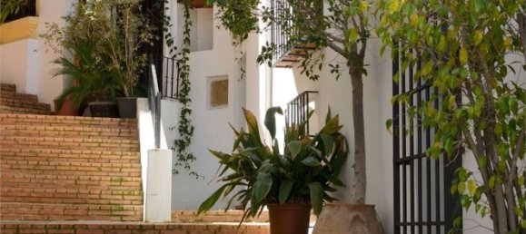 4 bedrooms House in La Quinta, Spain No. 59032 24