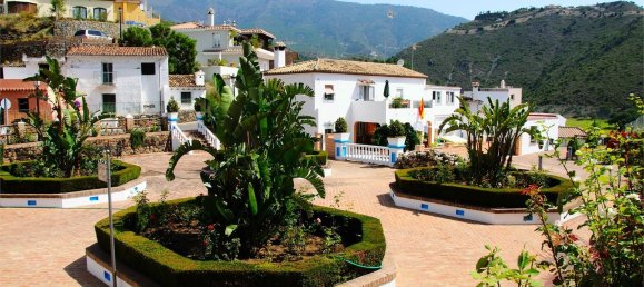 4 bedrooms House in La Quinta, Spain No. 59032 22