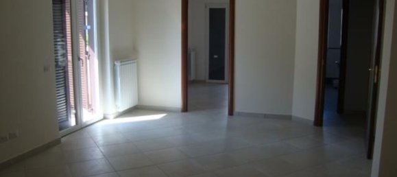 3 rooms Apartment in Fondi, Italy No. 29167 8