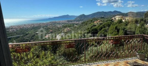 Villa de 3 dormitorios en Cogorno, Italy No. 317959 20