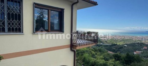 Villa de 3 dormitorios en Cogorno, Italy No. 317959 36