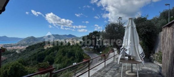 Villa de 3 dormitorios en Cogorno, Italy No. 317959 33