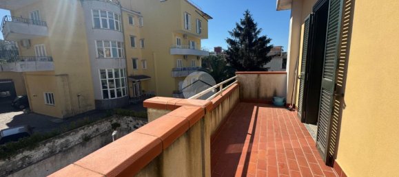 4 rooms House in Marano di Napoli, Italy No. 41641 32