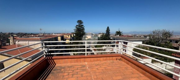 4 rooms House in Marano di Napoli, Italy No. 41641 31