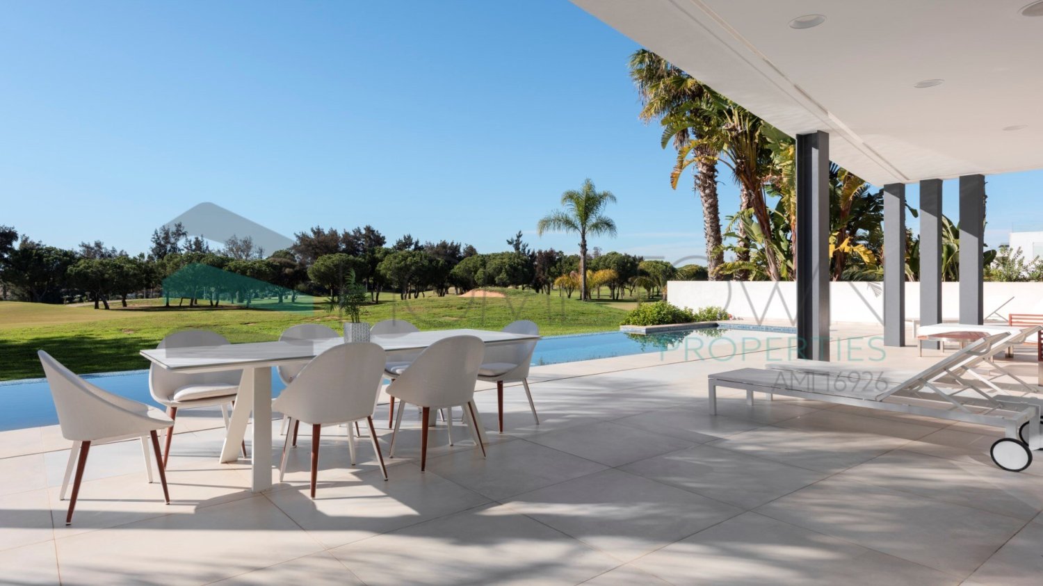 Villa T5 em Quarteira, Portugal N.º 112291