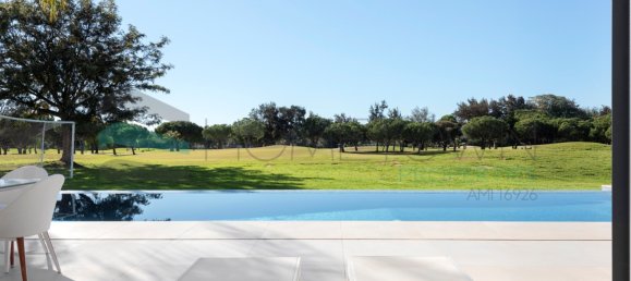 Villa T5 em Quarteira, Portugal N.º 112291 8