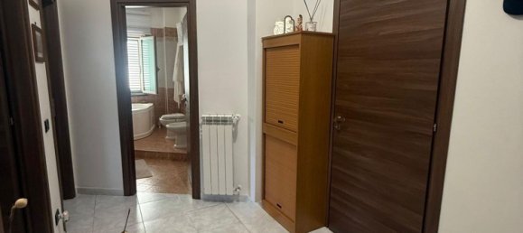 5 rooms Apartment in Crotone, Italy No. 298722 13