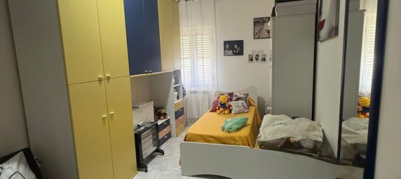 5 rooms Apartment in Crotone, Italy No. 298722 28