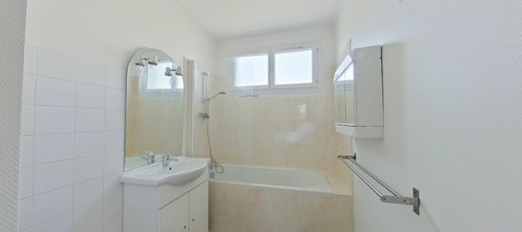 2 Schlafzimmer Wohnung in Tours, France, Nr. 92844 6