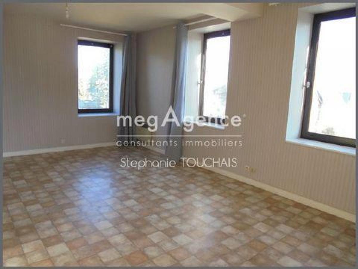 3 chambres Appartement à Fougères, France No. 34234