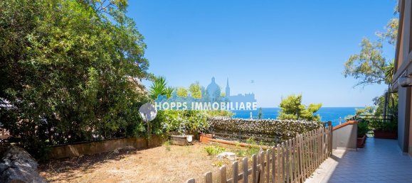 5 rooms Apartment in Palermo, Italy No. 68086 3