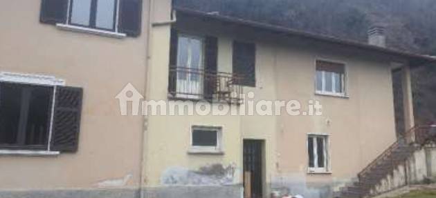 2 Schlafzimmer Wohnung in Cuveglio, Italy, Nr. 303036