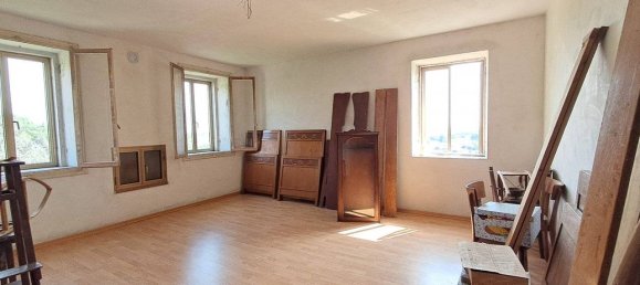 Casa de 3 dormitorios en San Vito di Leguzzano, Italy No. 133820 10