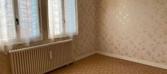 Casa de 3 dormitorios en Chatillon-sur-Indre, France No. 311043 9