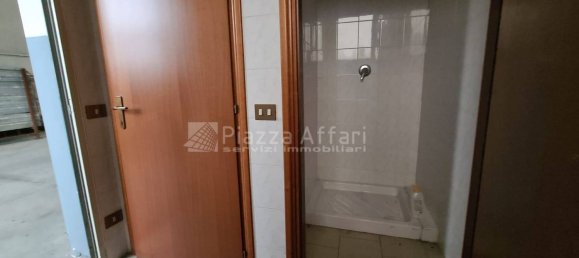 Almacén en Reggio Emilia, Italy 494 m² No. 143588 24