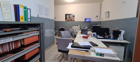 Almacén en Reggio Emilia, Italy 494 m² No. 143588 16