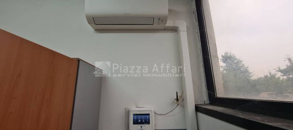 Almacén en Reggio Emilia, Italy 494 m² No. 143588 19