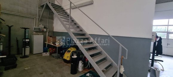 Almacén en Reggio Emilia, Italy 494 m² No. 143588 7
