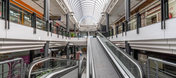 Propiedad comercial en Granada, Spain 25 m² No. 166615 24