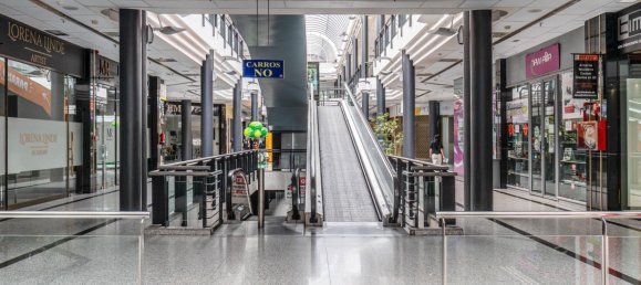 Propiedad comercial en Granada, Spain 25 m² No. 166615 23