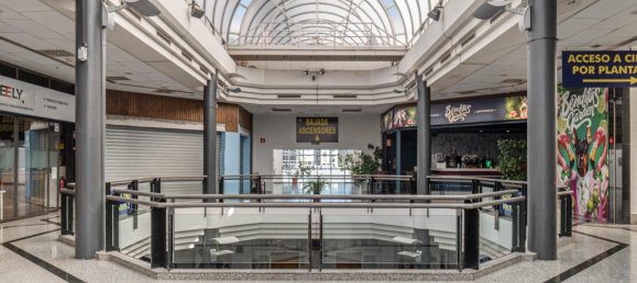 Propiedad comercial en Granada, Spain 25 m² No. 166615 25