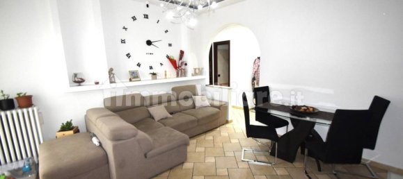 2 bedrooms Apartment in Vercelli, Italy No. 58905 2
