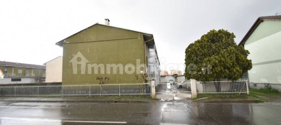 2 bedrooms Apartment in Vercelli, Italy No. 58905 22