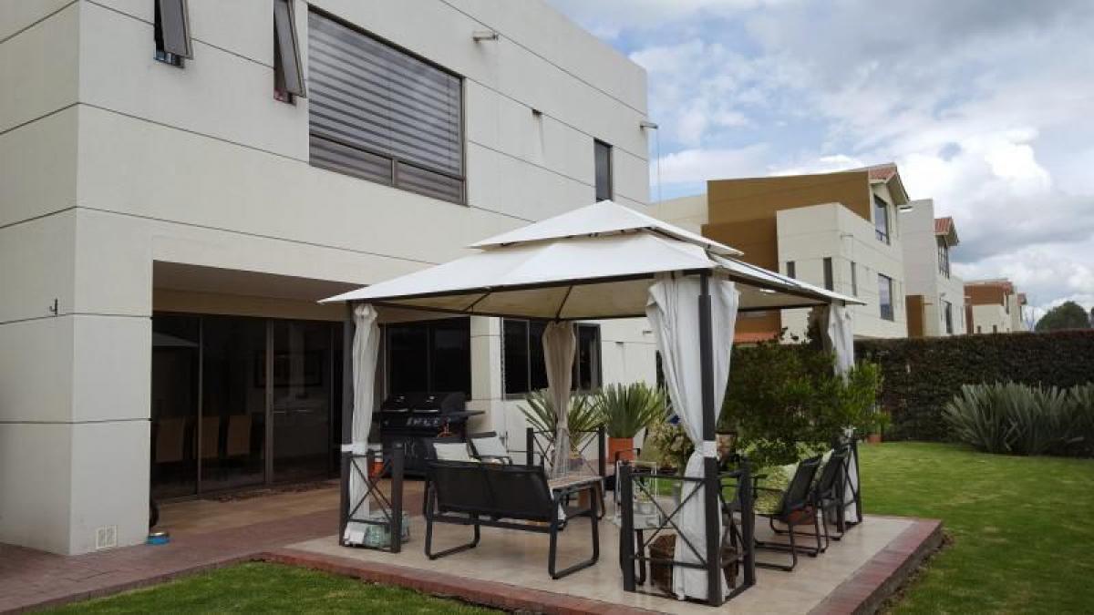 4 bedrooms House in Cundinamarca, Colombia No. 5489