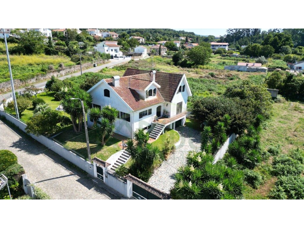 5 bedrooms House in Seixas, Portugal No. 52132