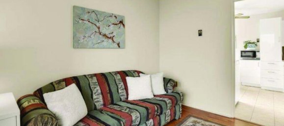 2 bedrooms Condo in Grimsby, Canada No. 498 10