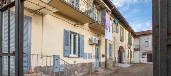 Apartamento de 1 dormitorio en Mozzate, Italy No. 169656 18
