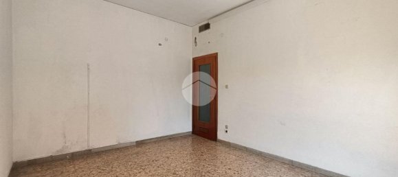 4 Schlafzimmer Wohnung in Caserta, Italy, Nr. 316793 2