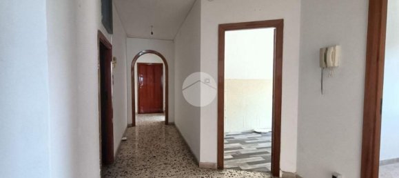 4 Schlafzimmer Wohnung in Caserta, Italy, Nr. 316793 3