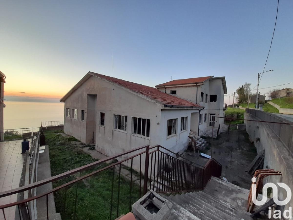 15 غرف نوم منزل في Longobardi, Italy رقم 81748