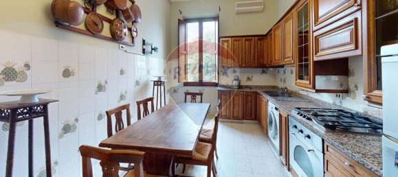 5 Schlafzimmer Wohnung in Bevagna, Italy, Nr. 333317 8