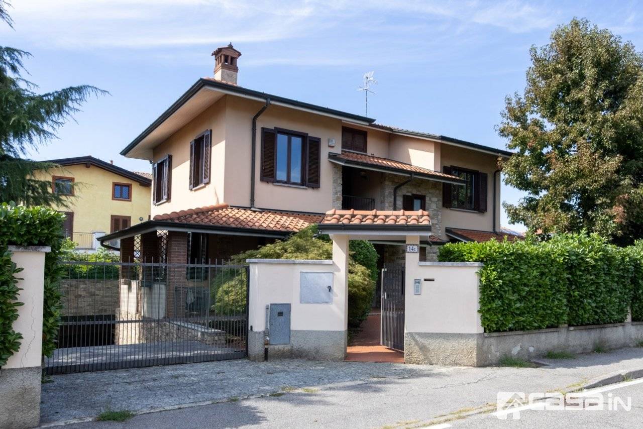 3 غرف نوم فيلا في Vaprio d'Adda, Italy رقم 397449