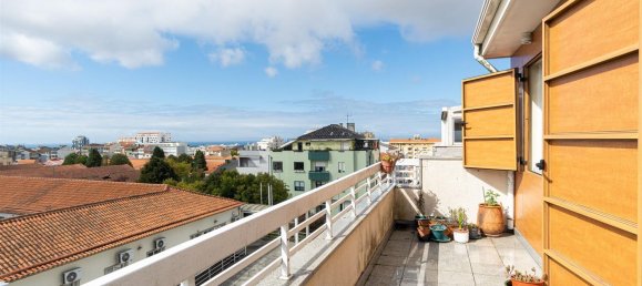 4 bedrooms House in Porto, Portugal No. 136267 17