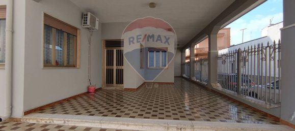 7 rooms Villa in Latiano, Italy No. 172688 4