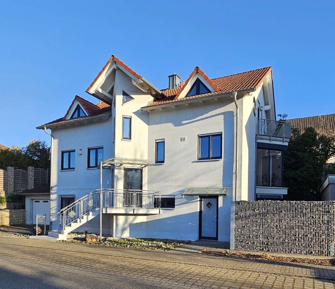 5 bedrooms Townhouse in Karlsruhe, Germany No. 116228
