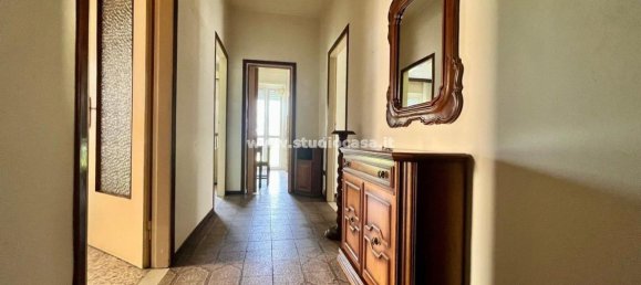 3 bedrooms Apartment in Treviglio, Italy No. 373183 5