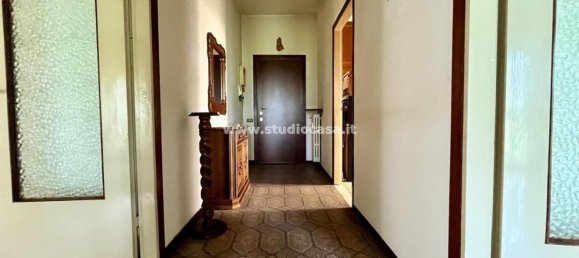 3 bedrooms Apartment in Treviglio, Italy No. 373183 7