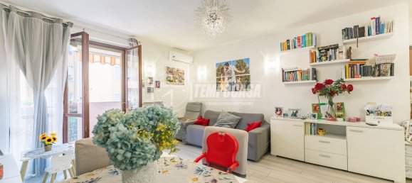 3 rooms Apartment in Settimo Milanese, Italy No. 339071 3