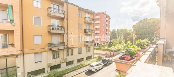 3 rooms Apartment in Settimo Milanese, Italy No. 339071 17