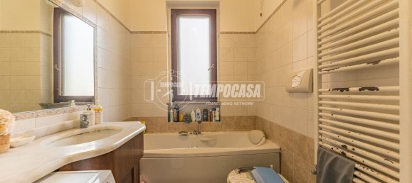 3 rooms Apartment in Settimo Milanese, Italy No. 339071 13