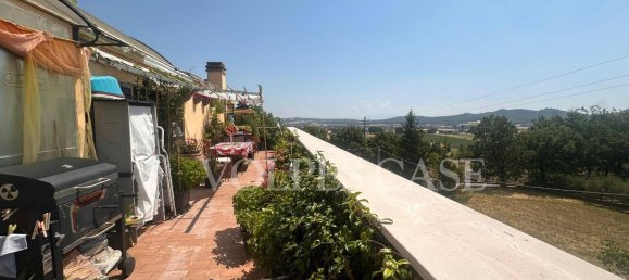 2 bedrooms Apartment in Perugia, Italy No. 353173 4