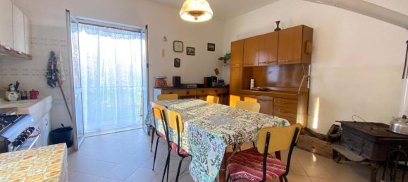 Дом с 10 комнатами в Сасселло, Италия № 125405 15